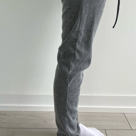 GREY JUMPER - Picture 2 of 7